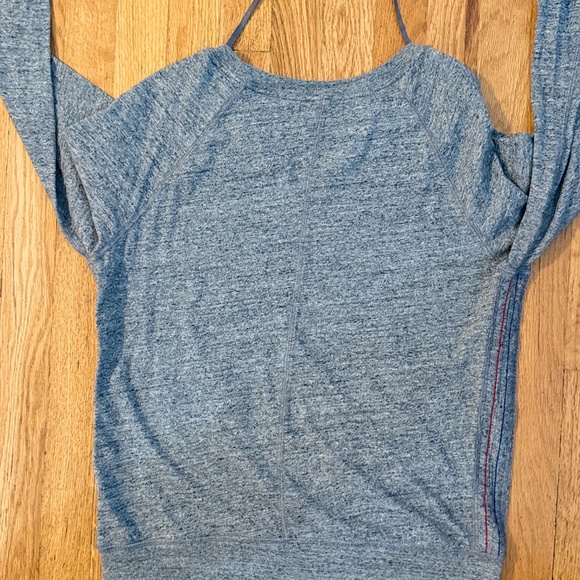 Women’s Chicago Cubs long sleeve shirt - Picture 2 of 4